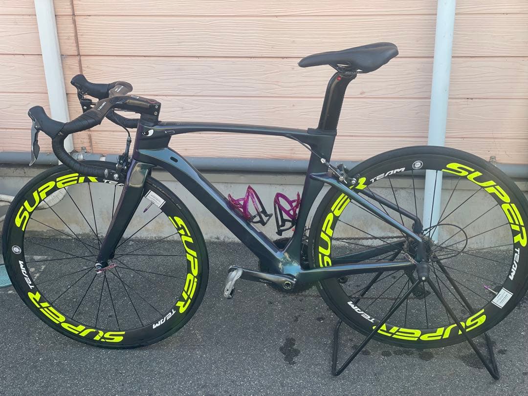 フールーカーボンロードバイクフレーム ブラック/イエロー