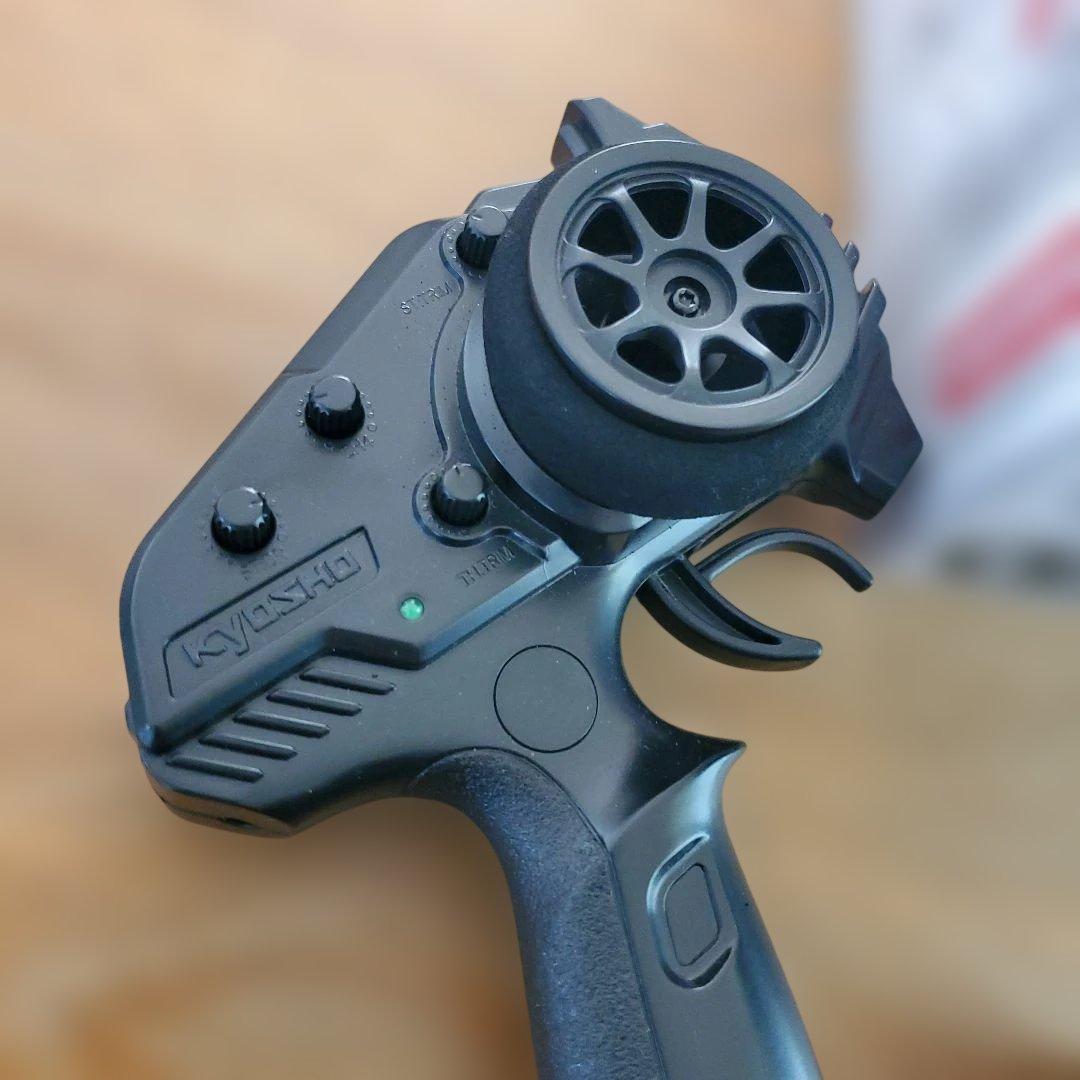 Mini-Z AWD NISSAN GTR ジャイロ　ドリフトタイヤ付