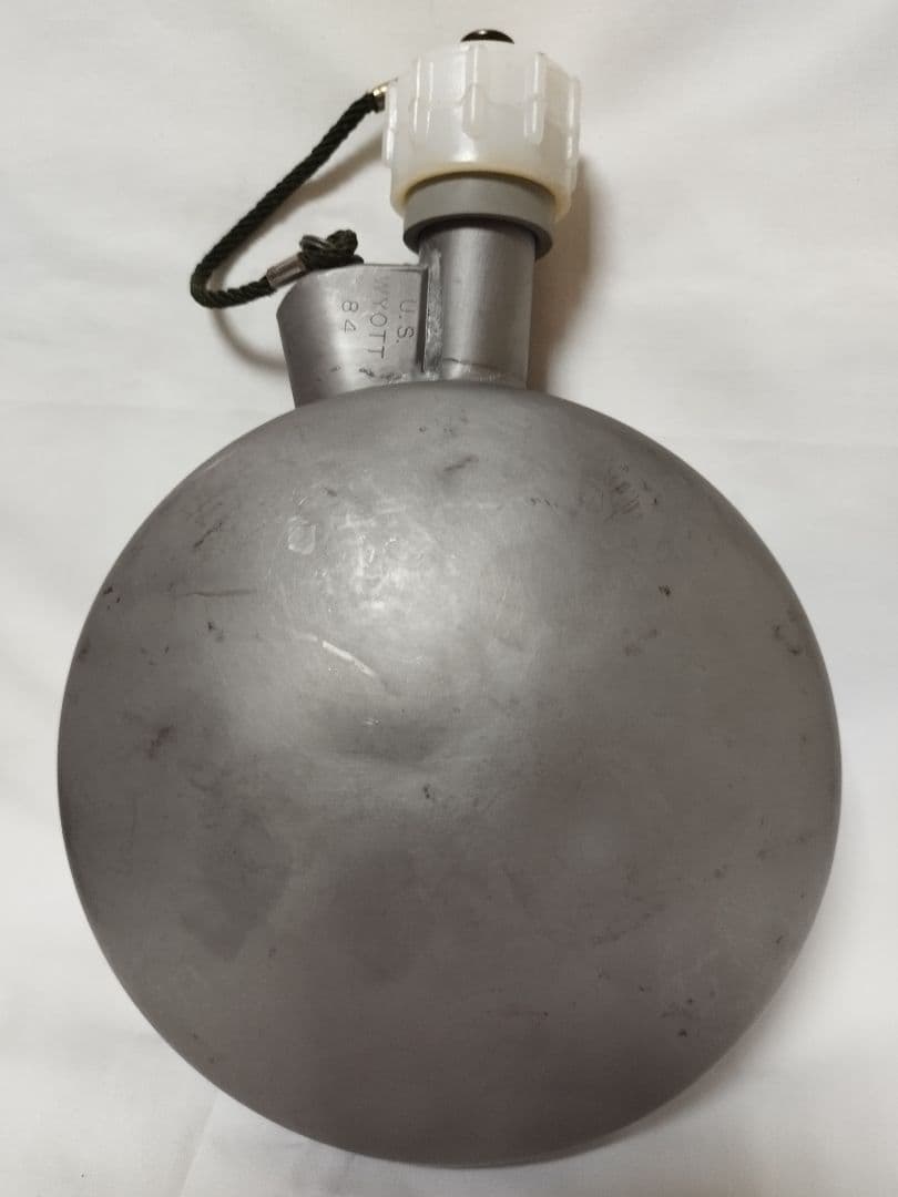 (5050)米軍実物　寒冷地用キャンティーン＆カバー　ユーズド　レア