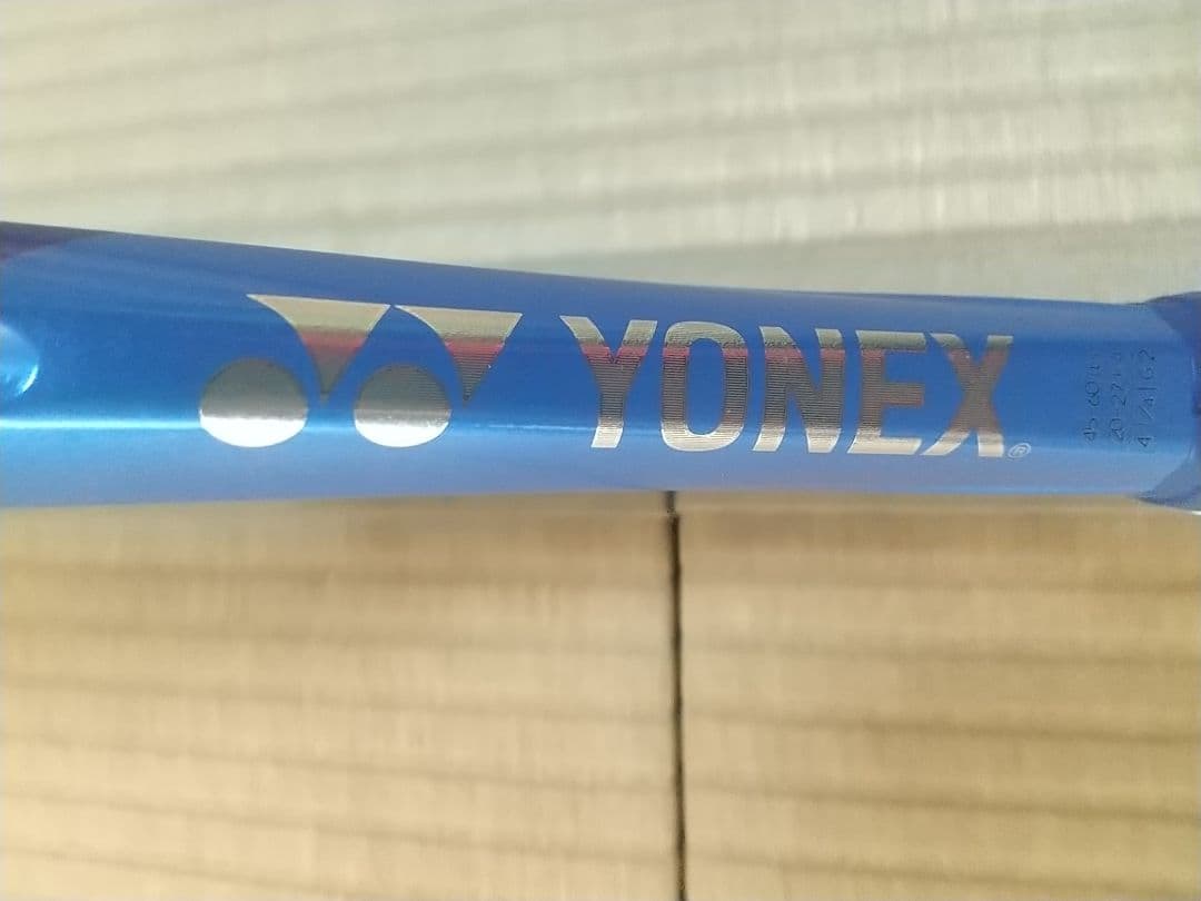 A*i様 YONEX EZONE 100 テニスラケット G2