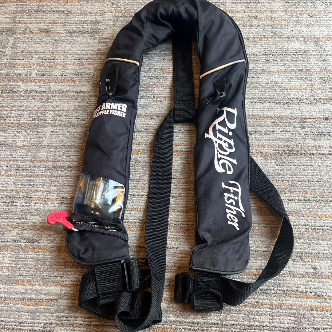 Ripple Fisher ライフジャケット ブラック