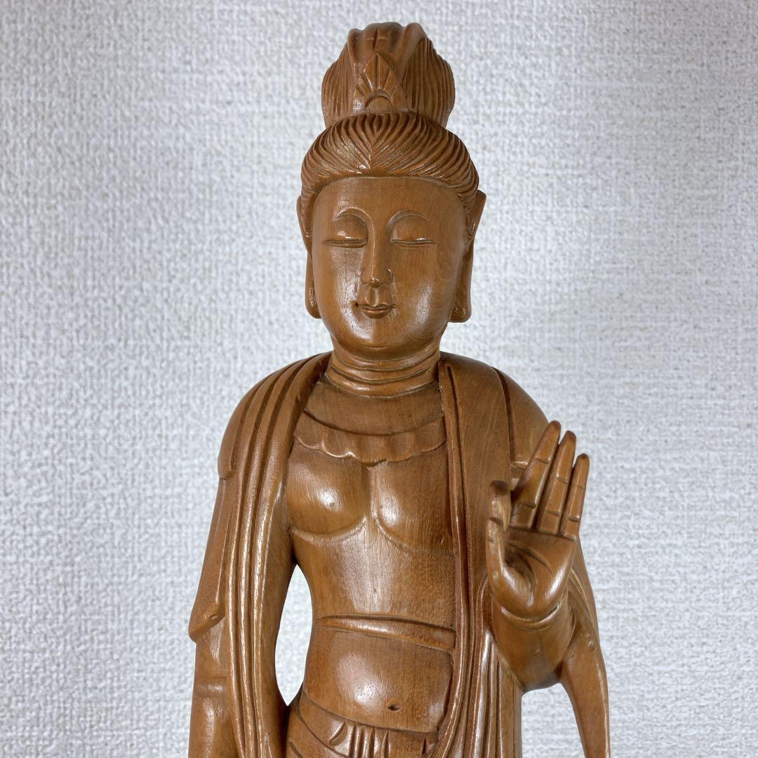 聖観音菩薩立像　一木造　高さ40ｃｍ　菩薩像　木彫り　彫刻　在銘　秀竹刀　柘植