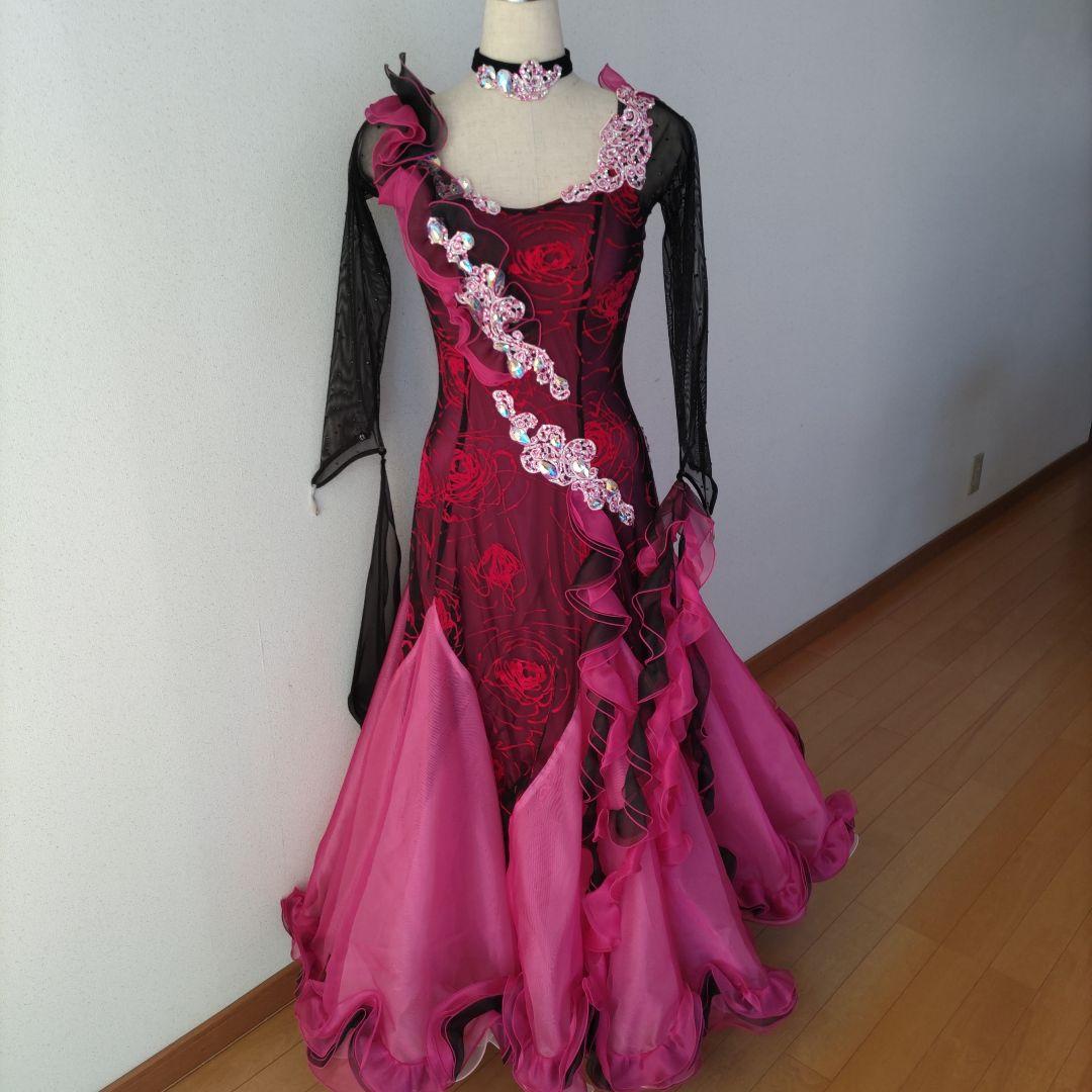 社交ダンスドレス 黒とピンク フリル