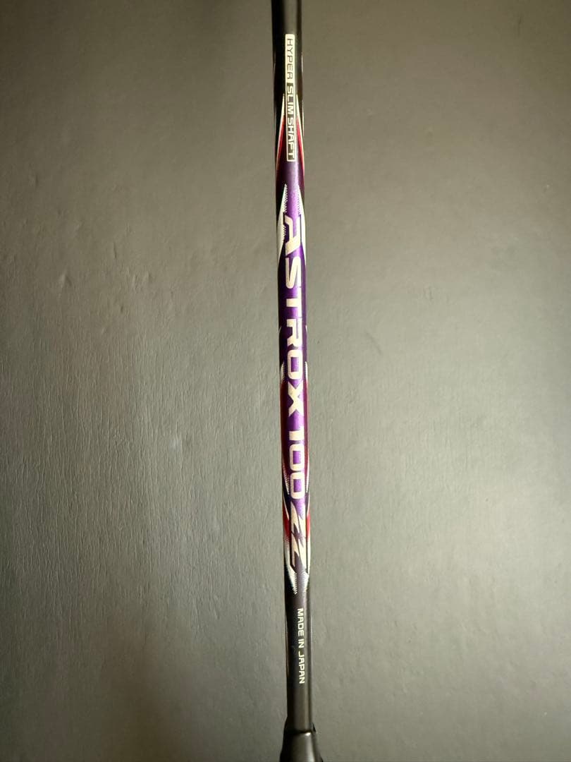 【美品】ヨネックス　バドミントンラケット　アストロクス100ZZ BP