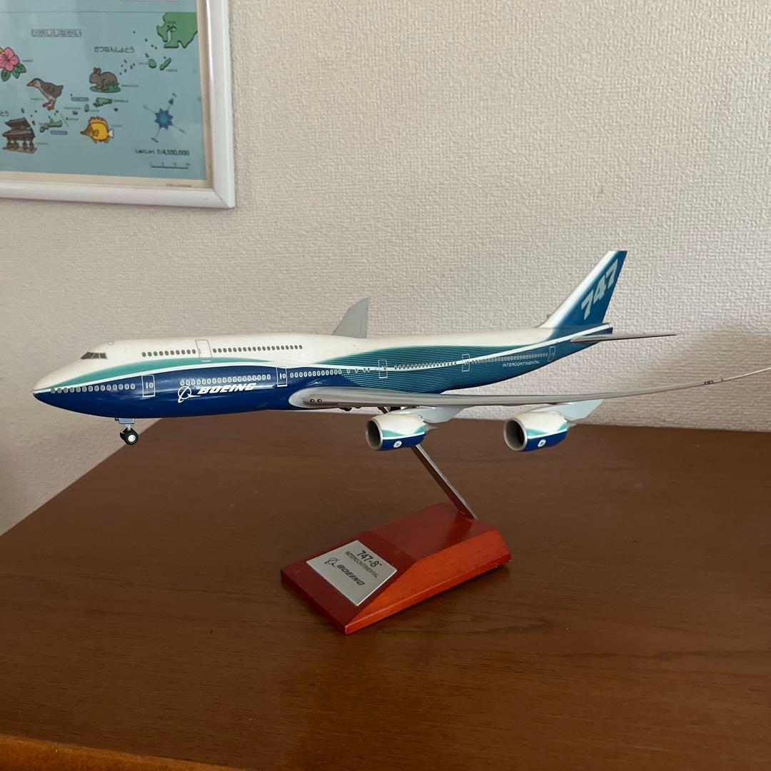 Boeing 747-8 モデル 1/200