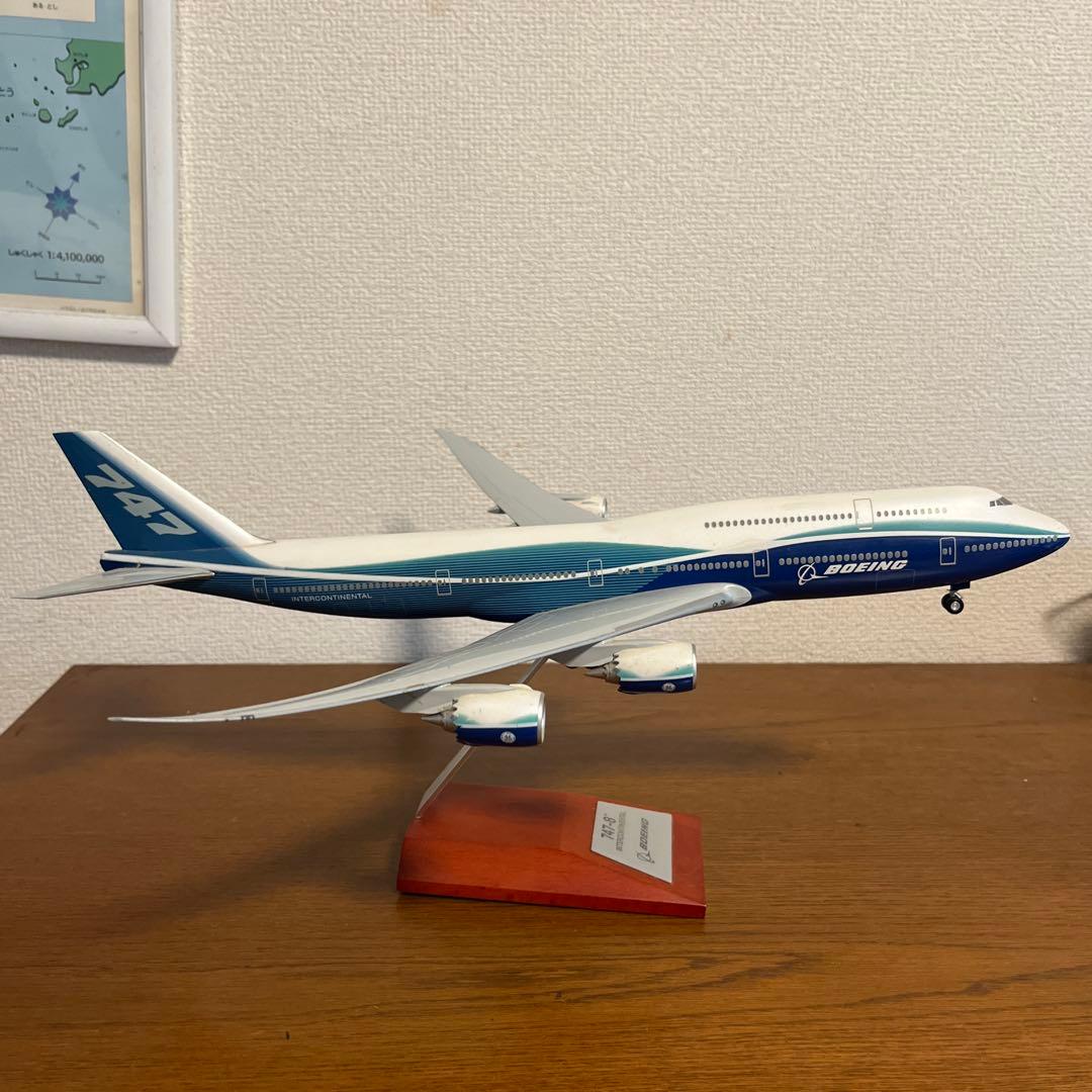 Boeing 747-8 モデル 1/200