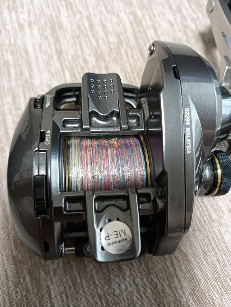 シマノ　ベイゲーム　301HG ベイトリール