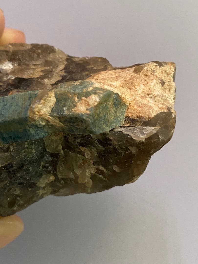 天然石　エメラルド　スモーキークォーツ　共生　原石　クラスター　大きめ