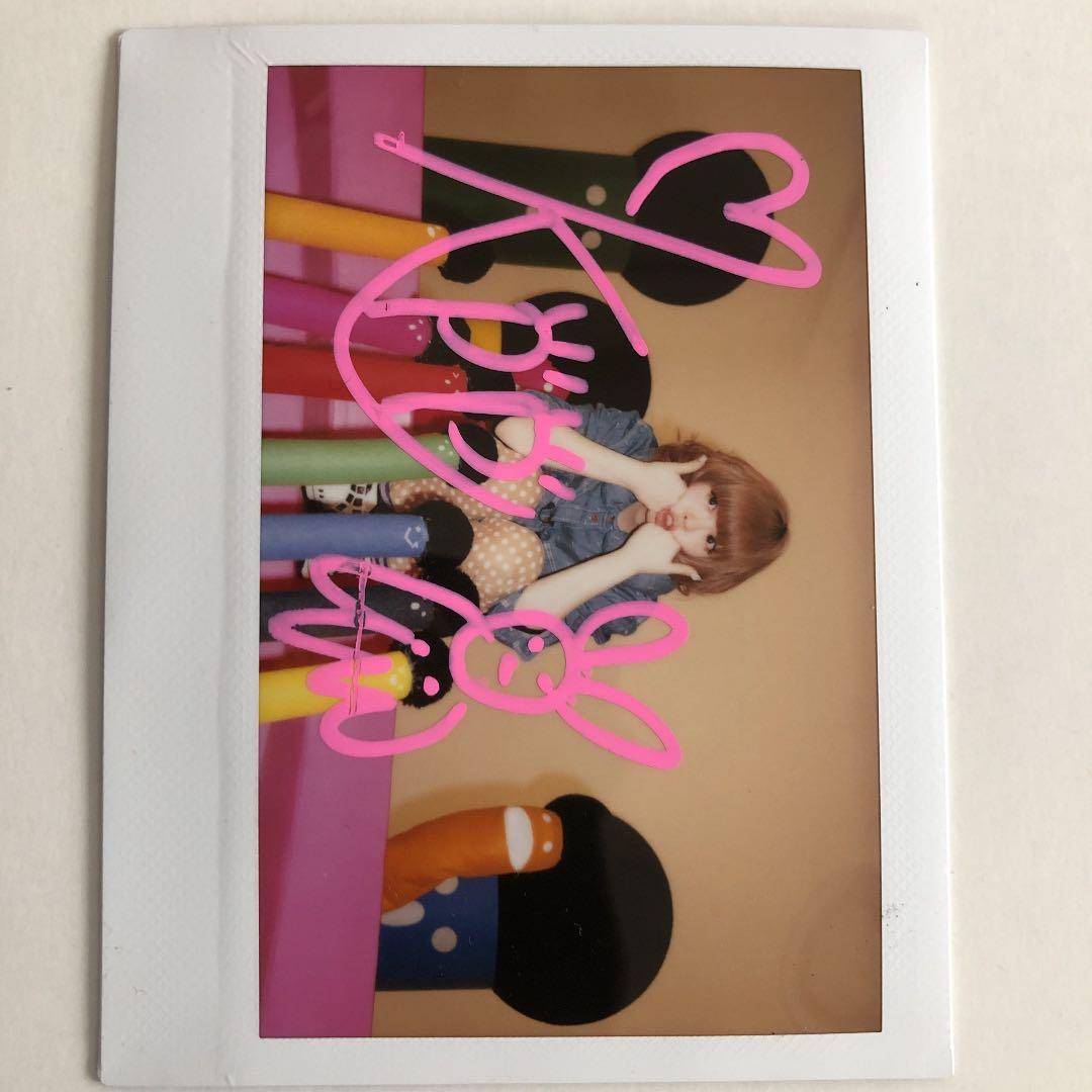 きゃりーぱみゅぱみゅ生写真直筆サイン入り、ポラロイド式写真ネガ、デジタルデータ無