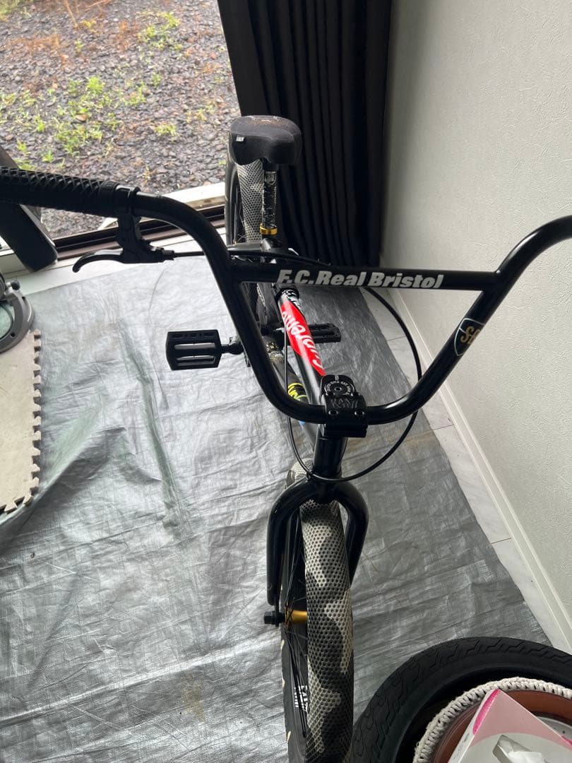 F.C. Real Bristol BMX 自転車本体