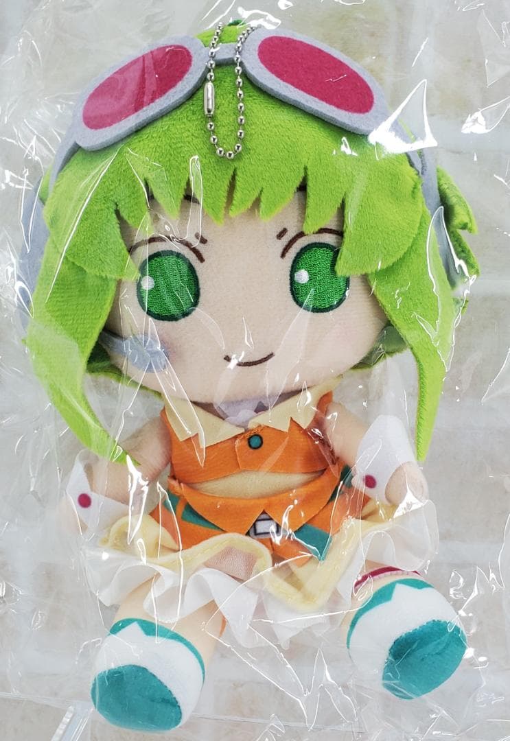 GUMI おすわりぬいぐるみ AHS