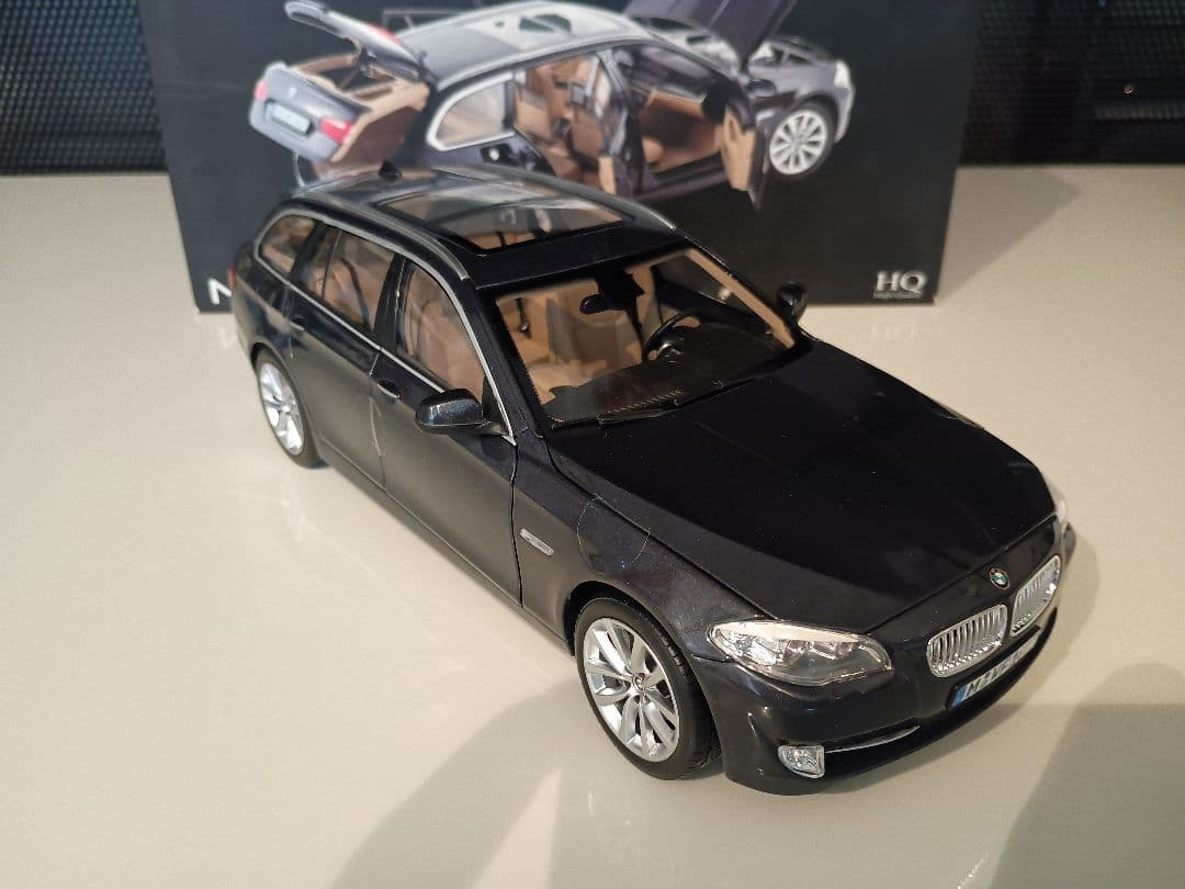 ノレブ NOREV  550i ツーリング 5シリーズ 2010 1/18