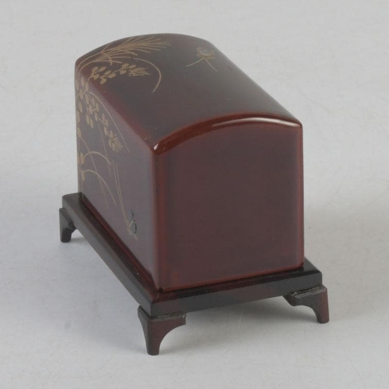 茶道具　田中宗凌作　溜塗　螺鈿装飾　萩に虫蒔絵　虫籠香合　共箱　V　9777