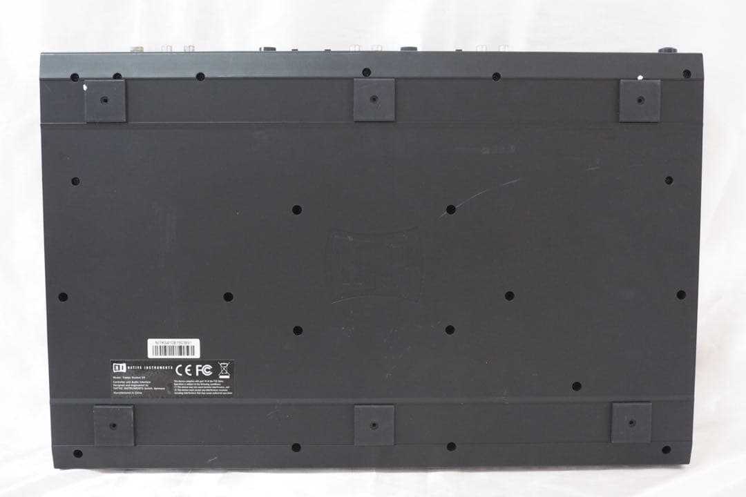 TRAKTOR KONTROL S4 MK2 DJコントローラー