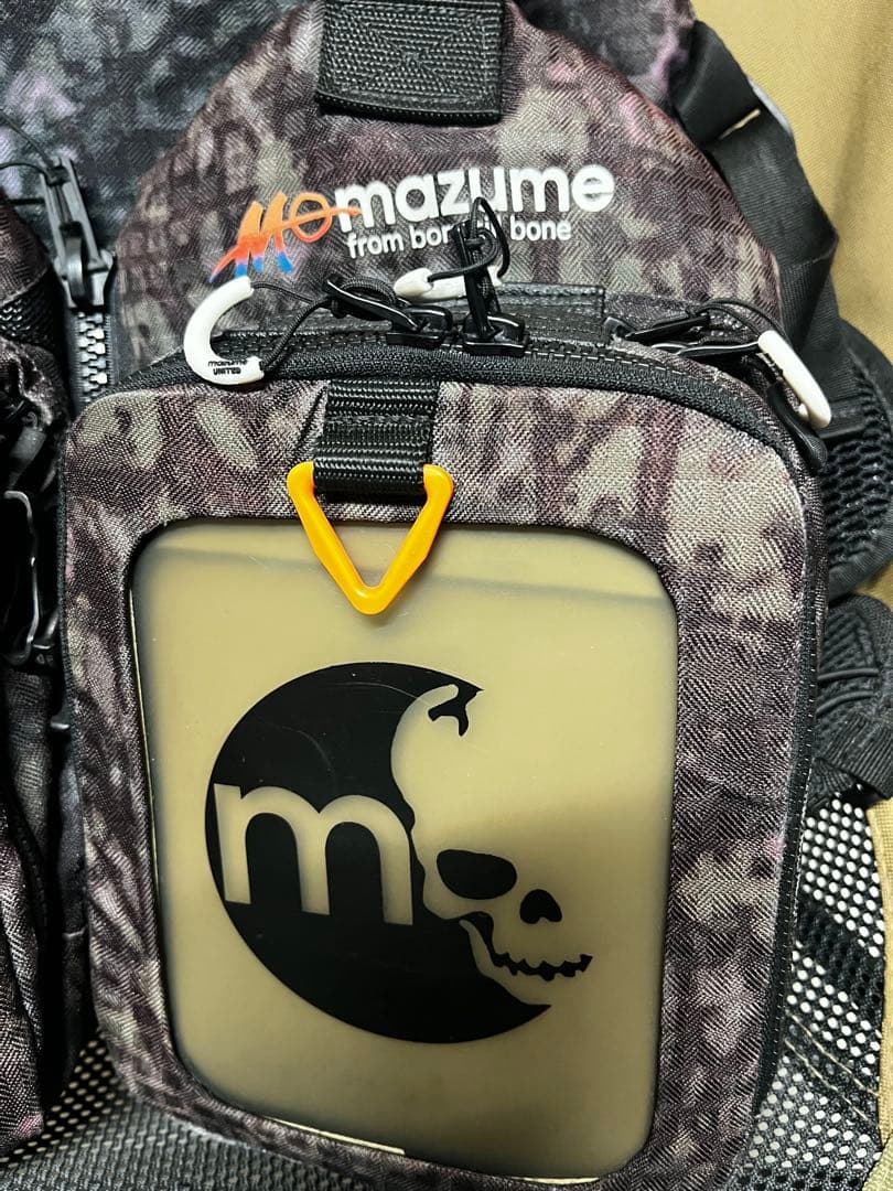 マズメ　ライフジャケット　レッドムーン