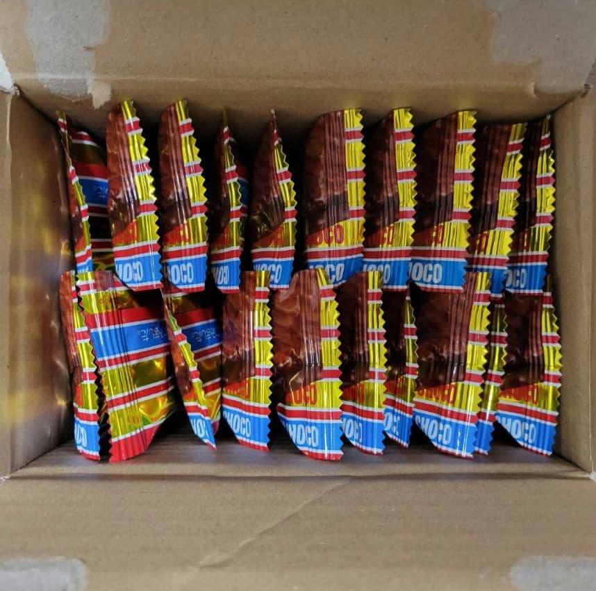 【即購入OK】 スーパーBIGチョコ　20入　12箱セット　アミューズメント景品