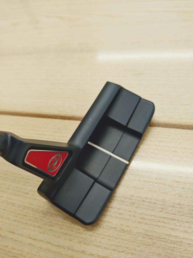 ODYSSEY TRI-BEAM DW パター 34インチ ヘッドカバー付