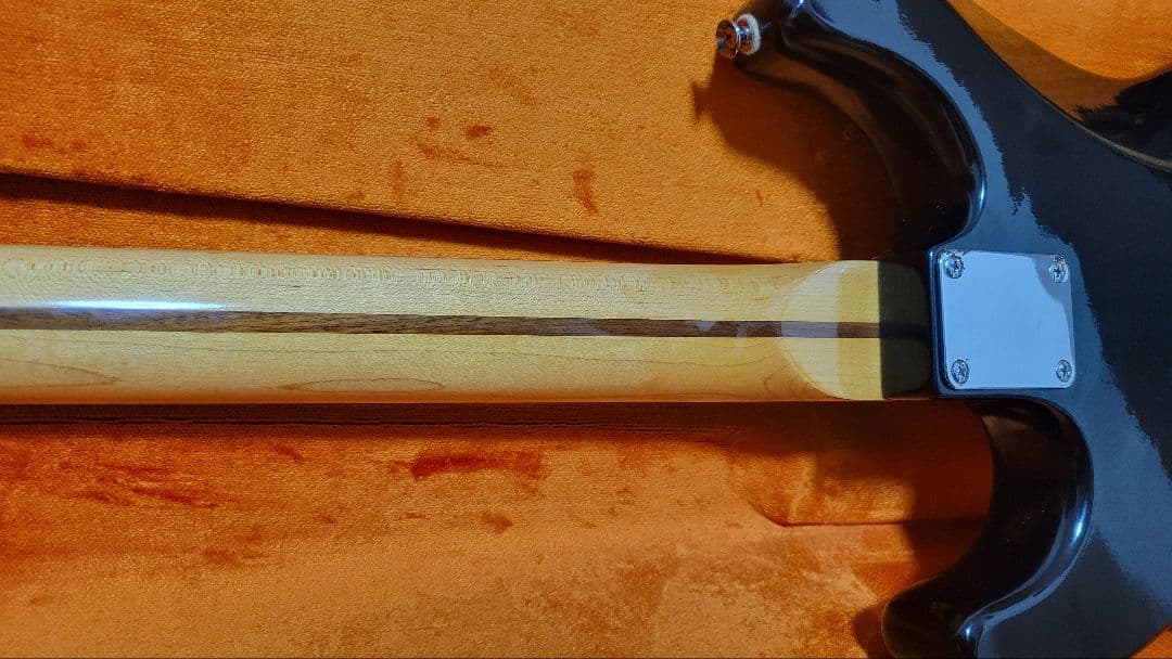 Fender Squier ストラトキャスター Eシリアル　韓国製　80年代