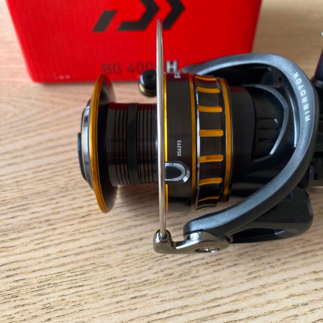 ナ*ブ様 新品未使用品 ダイワ リール BG4000H