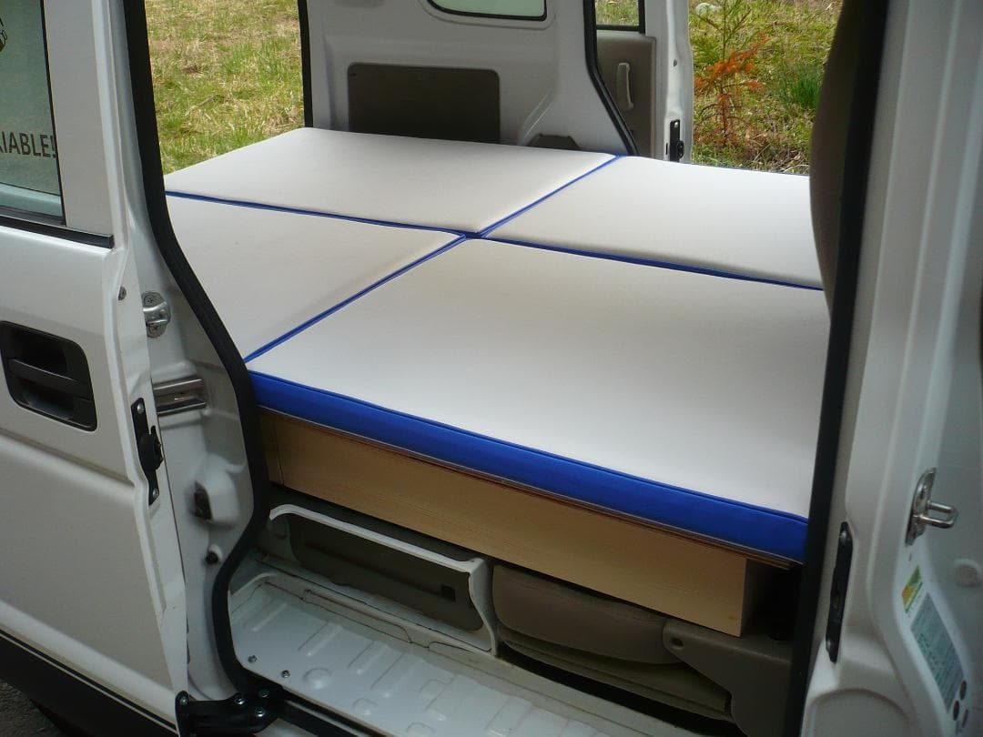 車中泊仕様～本格キャンピングカーまで製作しますっ！