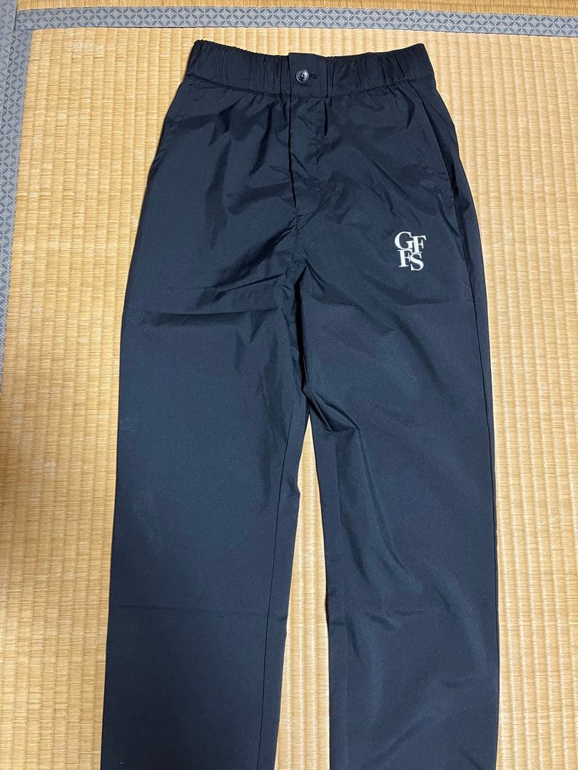 新品　未着用　GFPS 黒 ストレートパンツ 男女兼用　ゴルフフリークス