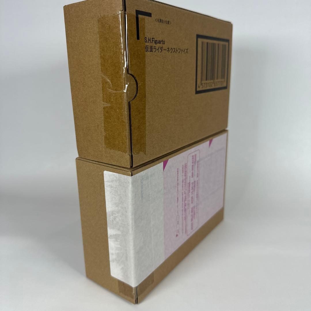 未開封　真骨彫　ネクストファイズ　ネクストカイザ　2体セット