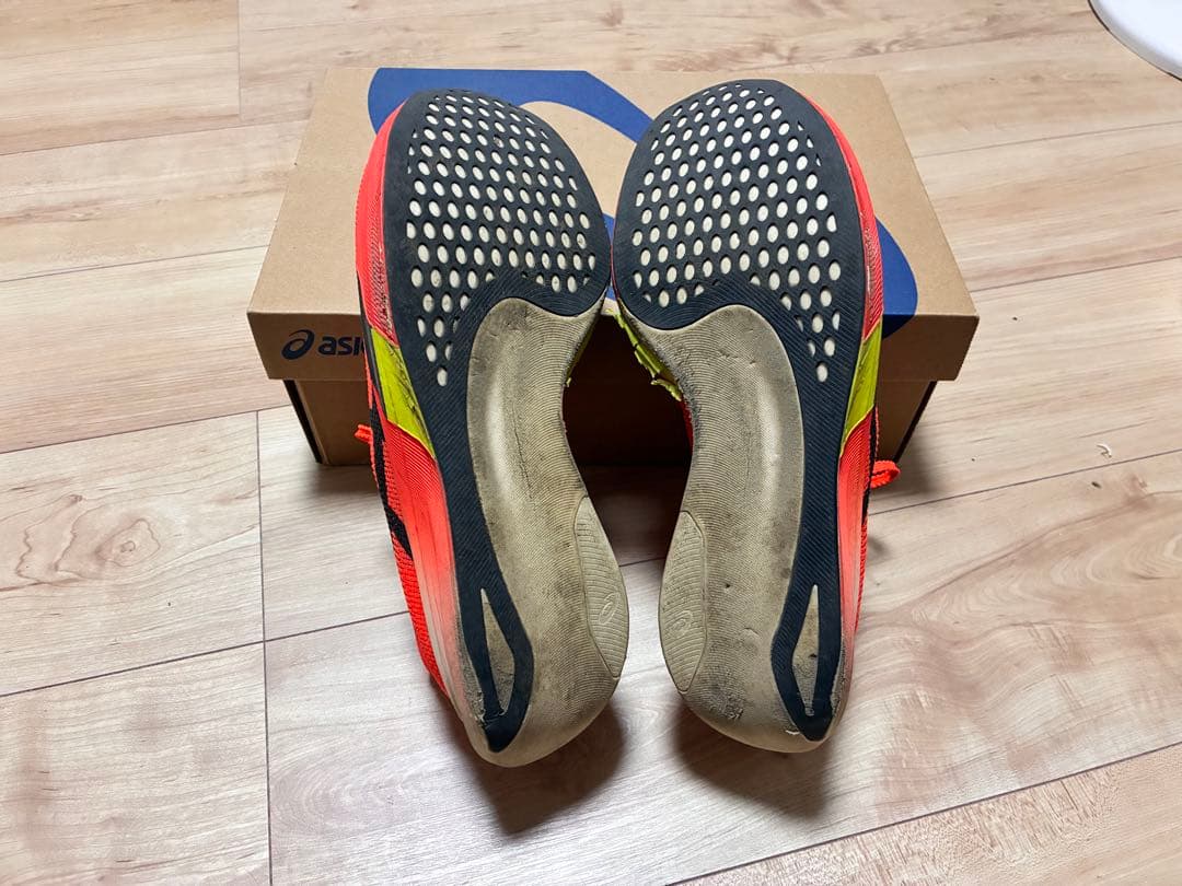 asics メタスピードエッジパリ　26.5