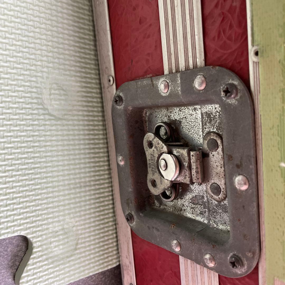 楽器ケース 赤　ハードケース　133cm✖️33cm✖️10cm