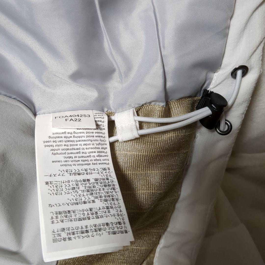 オークリー フード付き中綿入り 袖着脱可能 ホワイト XL未使用品！