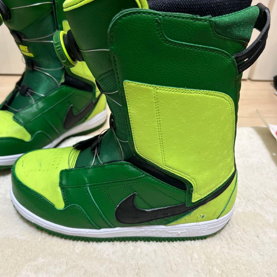 Nike スノーボードブーツ グリーン/イエロー