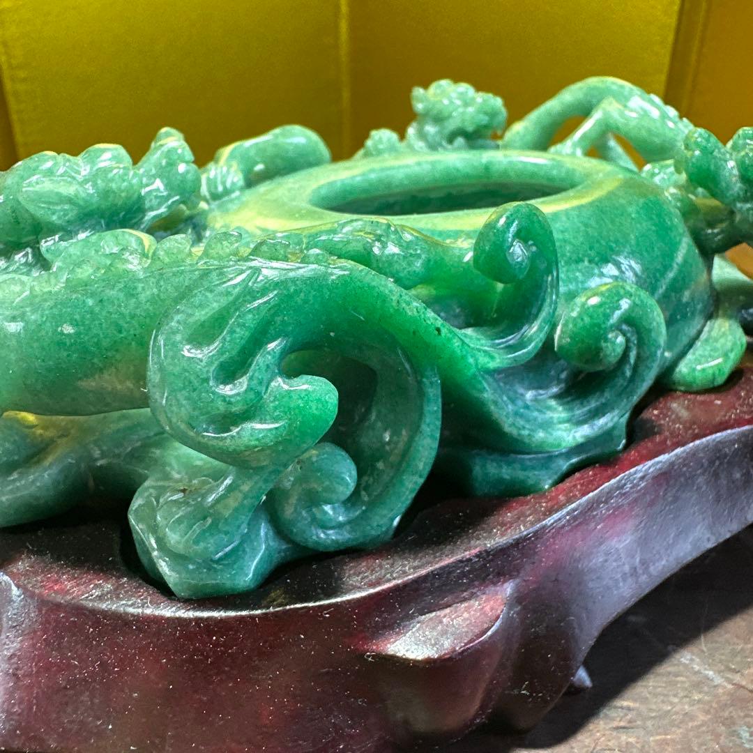 翡翠，置物，文房具，彫刻 ，木製台座付き
