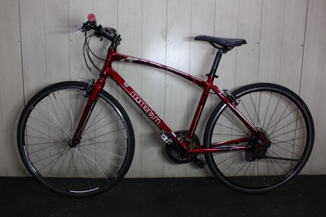 GIANT-MOMENTUM iNEED Z-3 700C21速460mmクロス