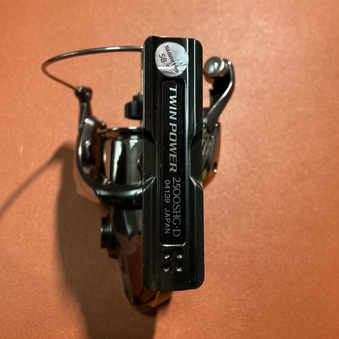 シマノ　20ツインパワー　2500SHG 本体のみ　ボディ　日本製