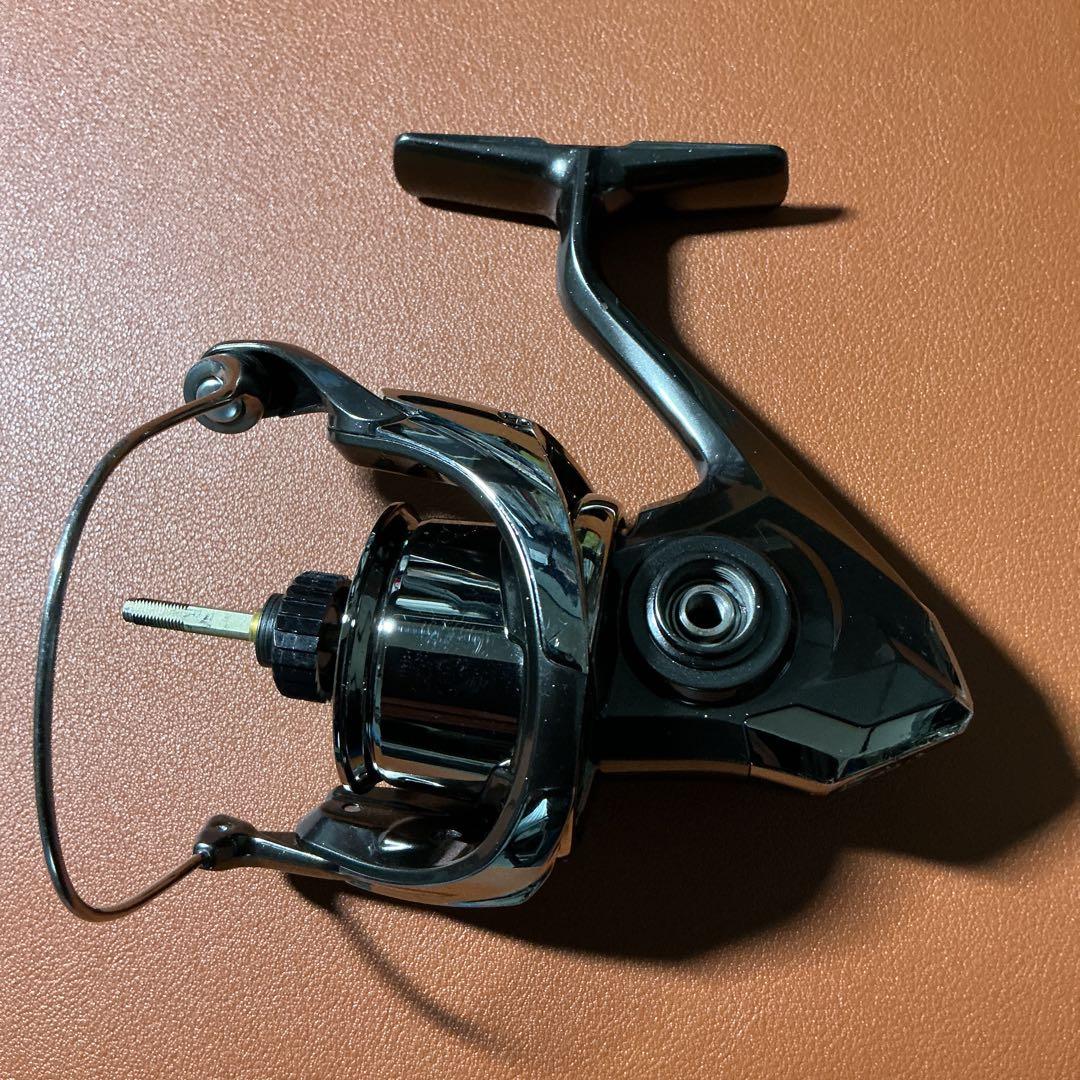 シマノ　20ツインパワー　2500SHG 本体のみ　ボディ　日本製