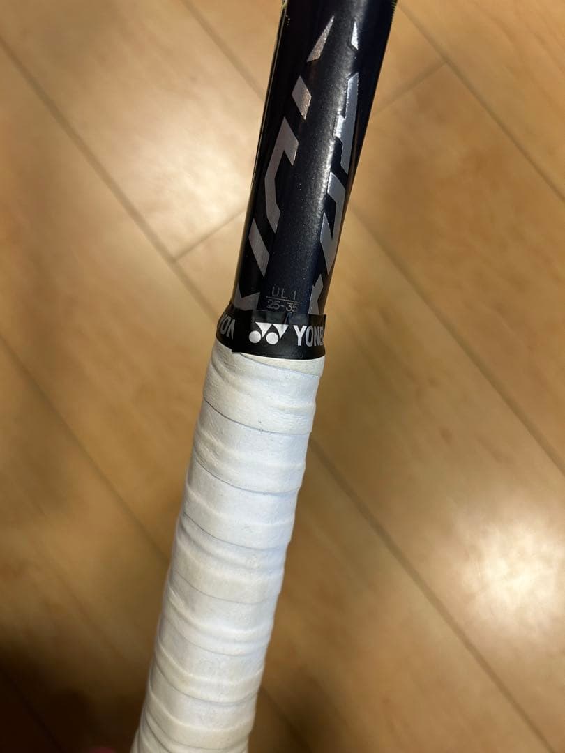 ⭐︎YONEX VOLTRAGE 7V UL1⭐︎