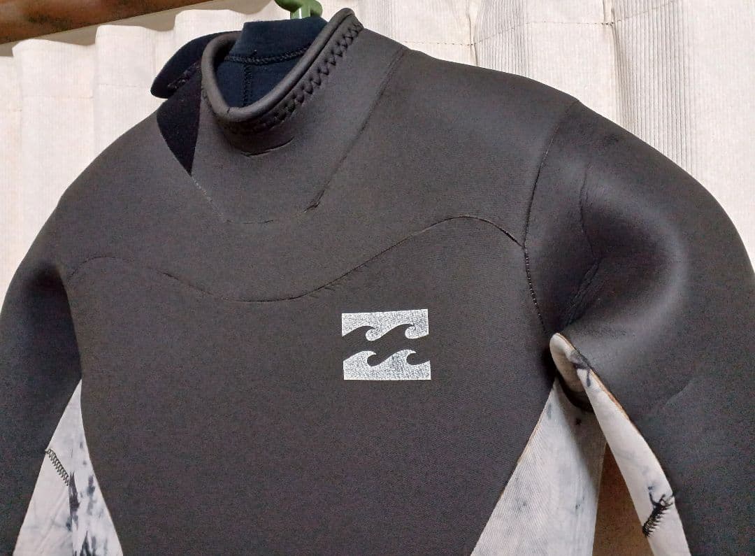 hac15　ビラボン　BILLABONG　セミドライ5×3mm 　メンズM