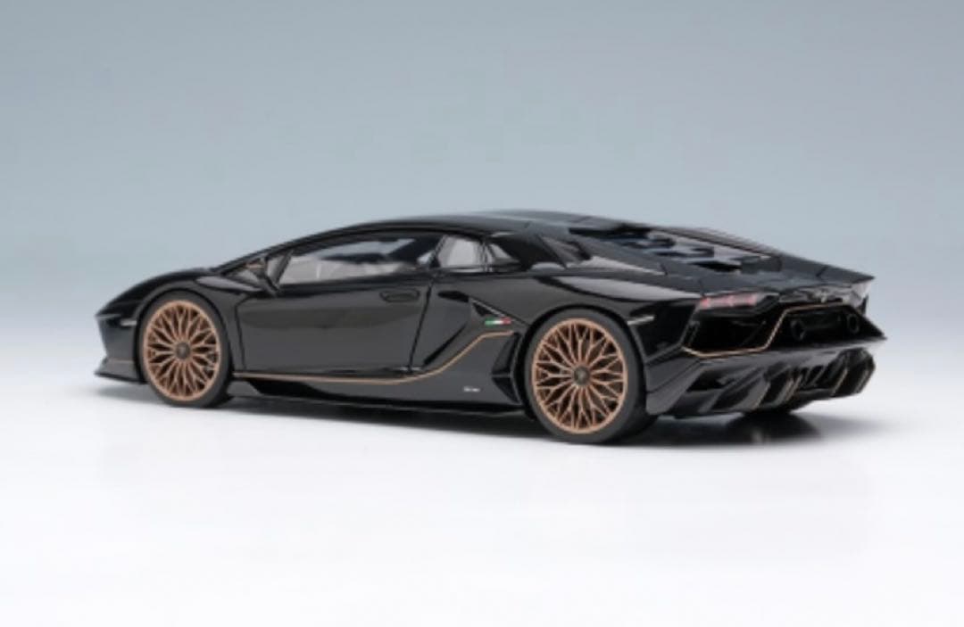 アイドロン 1/43アヴェンタドール LP780-4 ウルティメ 2021