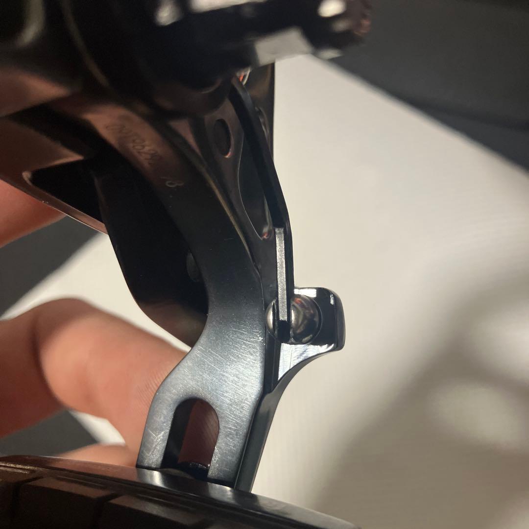 SRAM RED フロントブレーキキャリパー