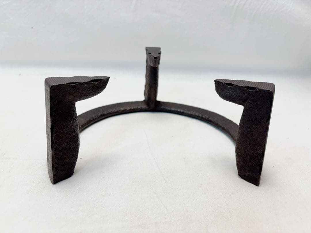 未使用 茶道具 釜師 高木治良兵衛造 中爪 風炉五徳 茶釜 三つ爪 共箱