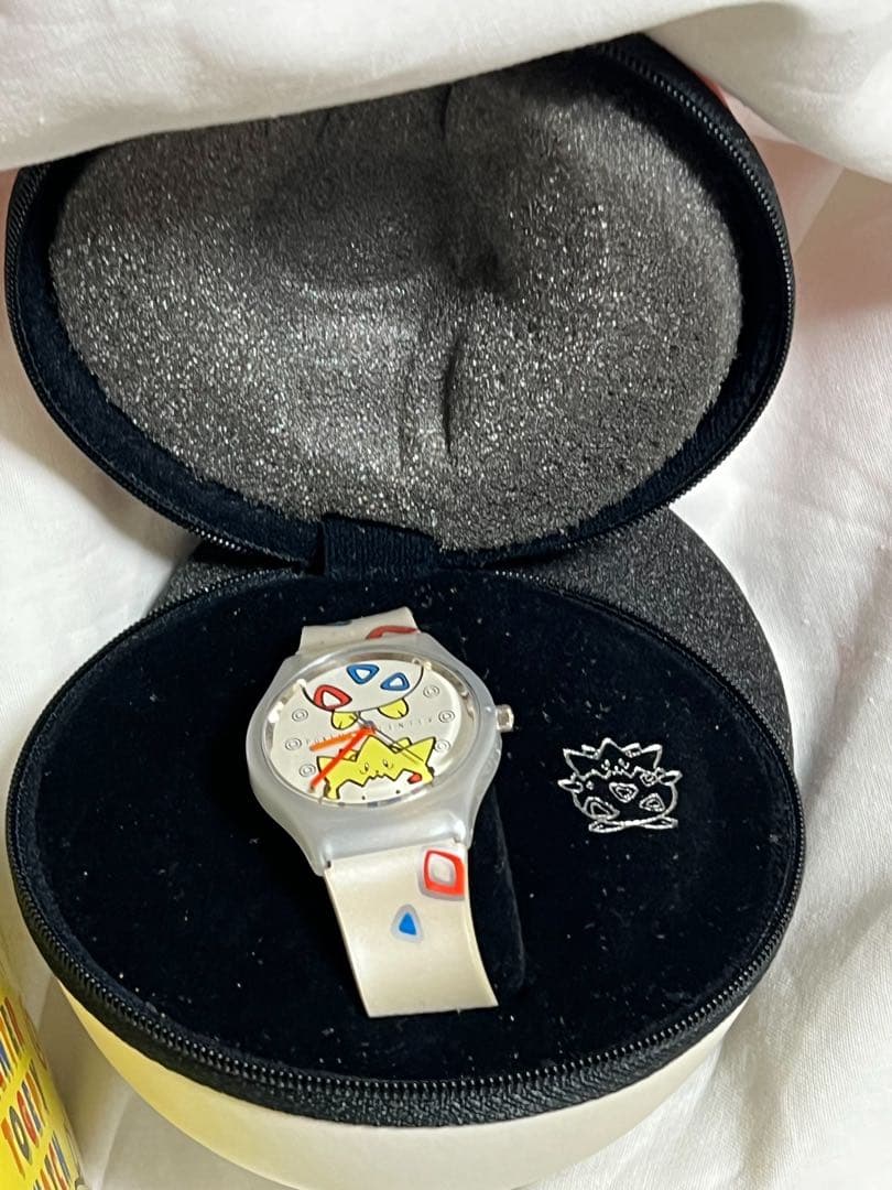 匿名配送/ポケモン トゲピー 腕時計 モンスターボールケース入り 希少