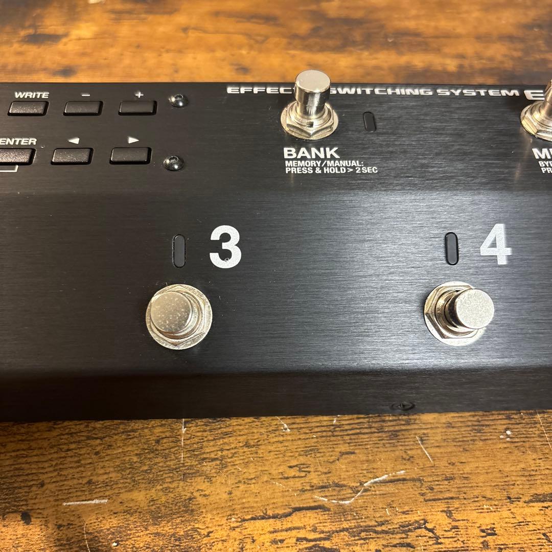 BOSS ES-5 スイッチャー
