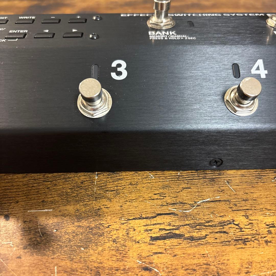 BOSS ES-5 スイッチャー