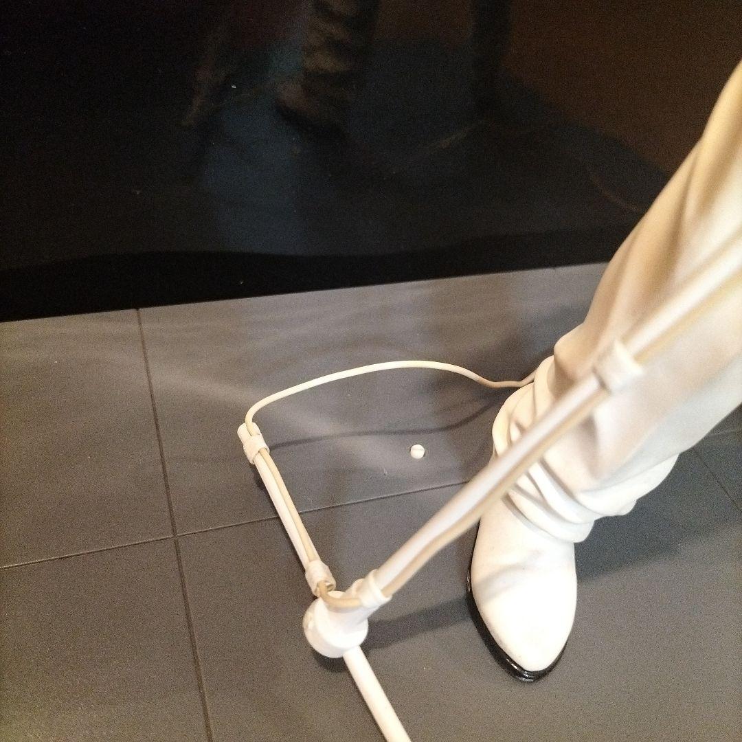 矢沢永吉　E.YAZAWA　2006年　白スーツ　希少　フィギュア中古品