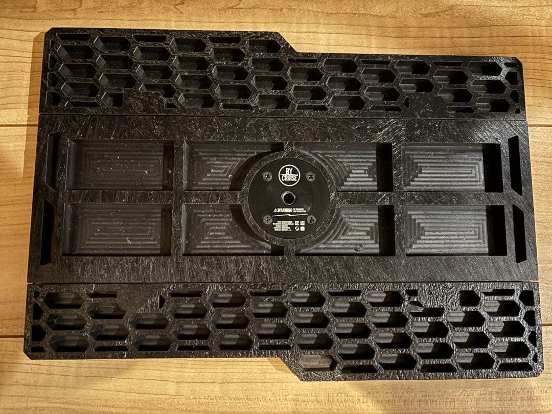 BYCRUISE × LOCKFIELD KANNON TABLE