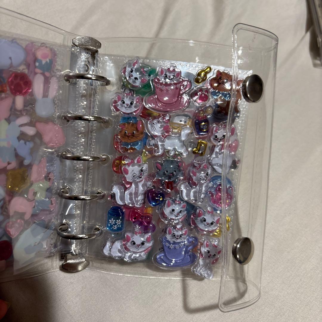 ディズニーキャラクターシールブック