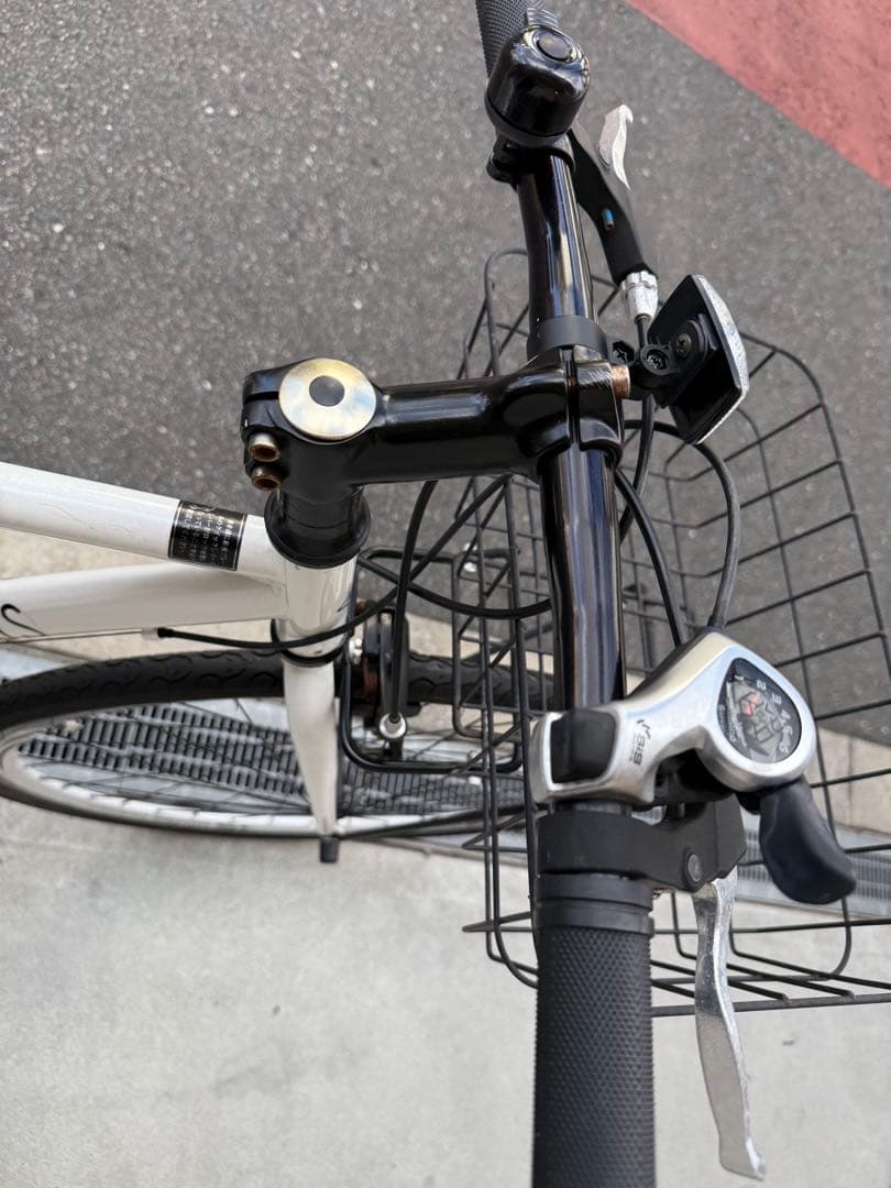 55 自転車 大阪市 【引取り限定】 28インチ 変速付き