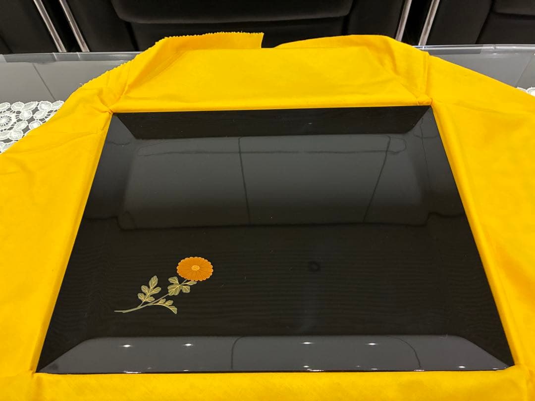 輪島塗　卓上膳　草花絵替蒔絵　五枚組　共箱