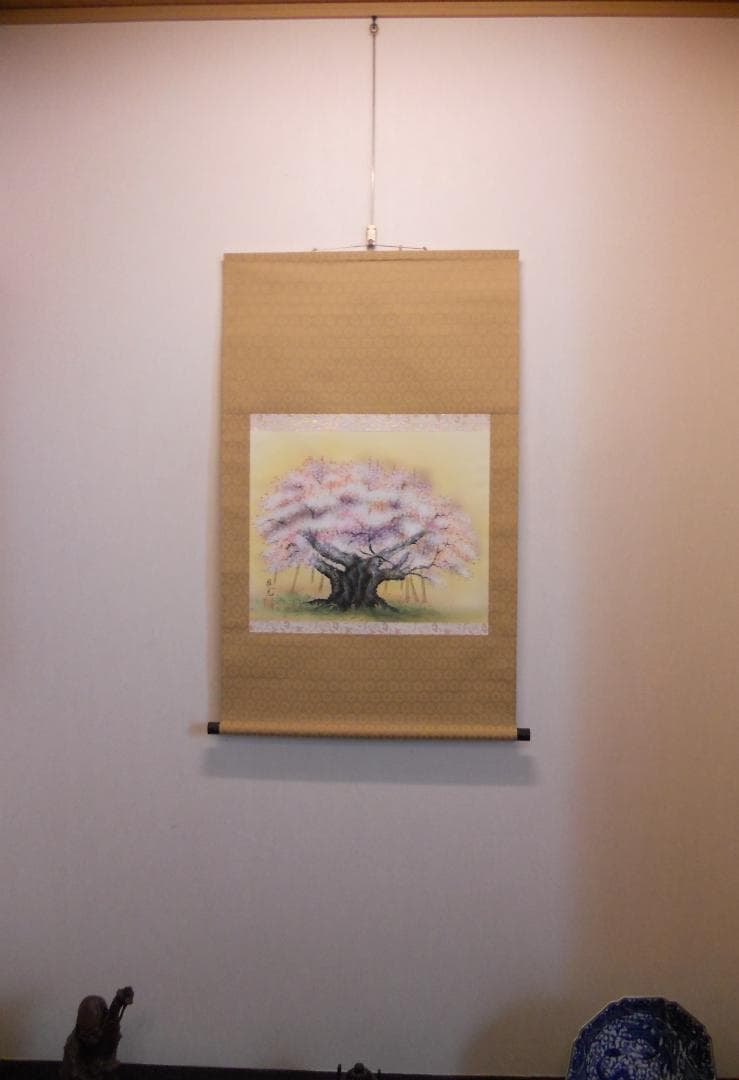 掛け軸 永縄雅光 淡墨桜 絹本 希少 軸装 茶道具 掛軸 美品 です。