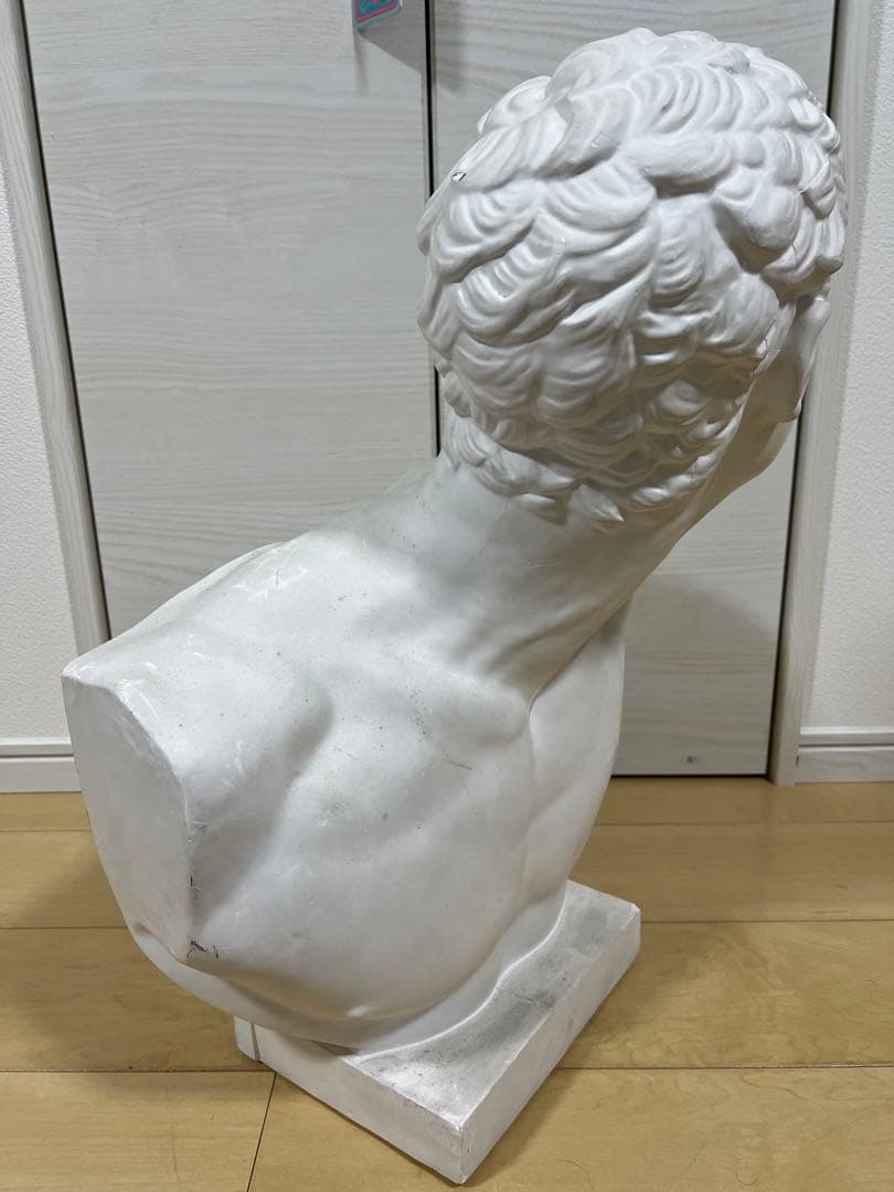 石膏蔵 ボルゲーゼの闘士 美術品 胸像 デッサン 美大