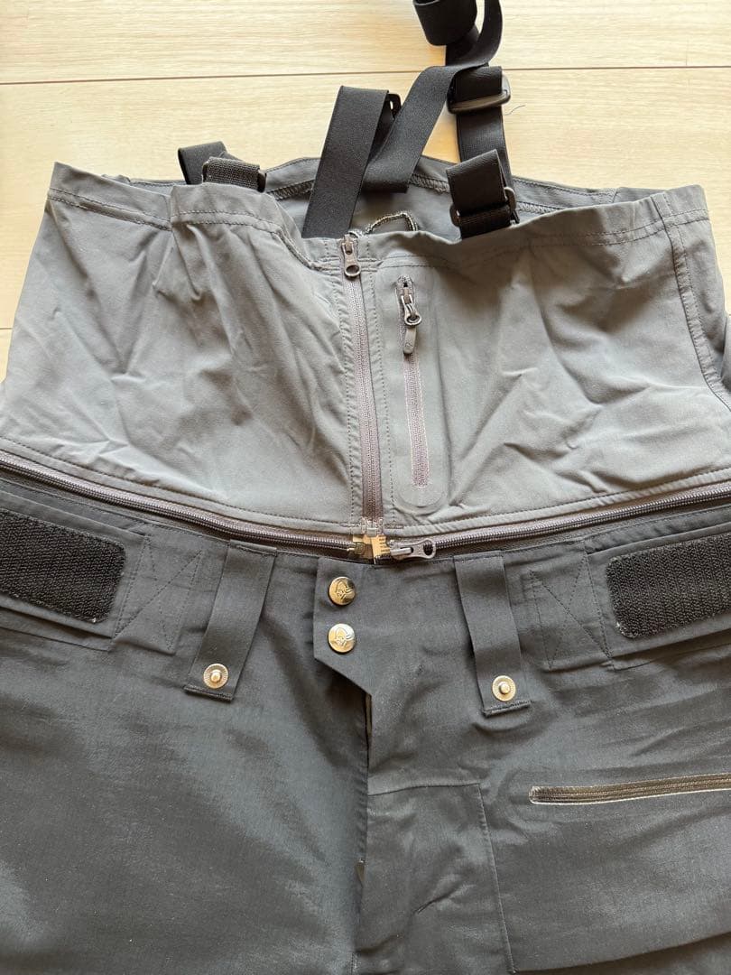 Norrona lofoten Goretex pro pants Mサイズ